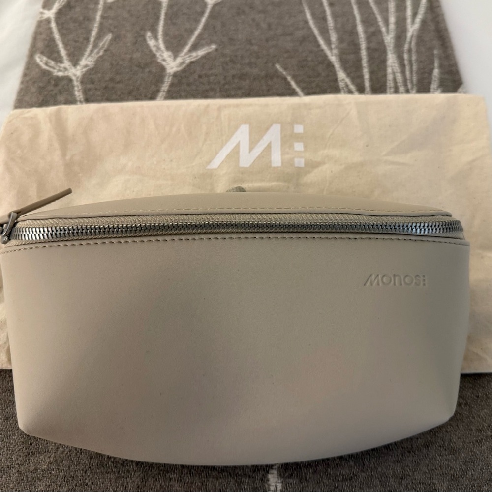 Monos Metro Sling - Ivory